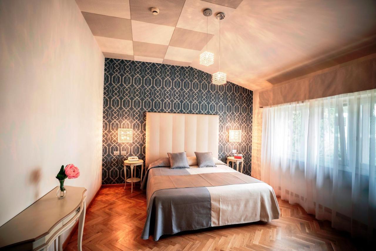 Hotel Bellevue Gardone Riviera Εξωτερικό φωτογραφία
