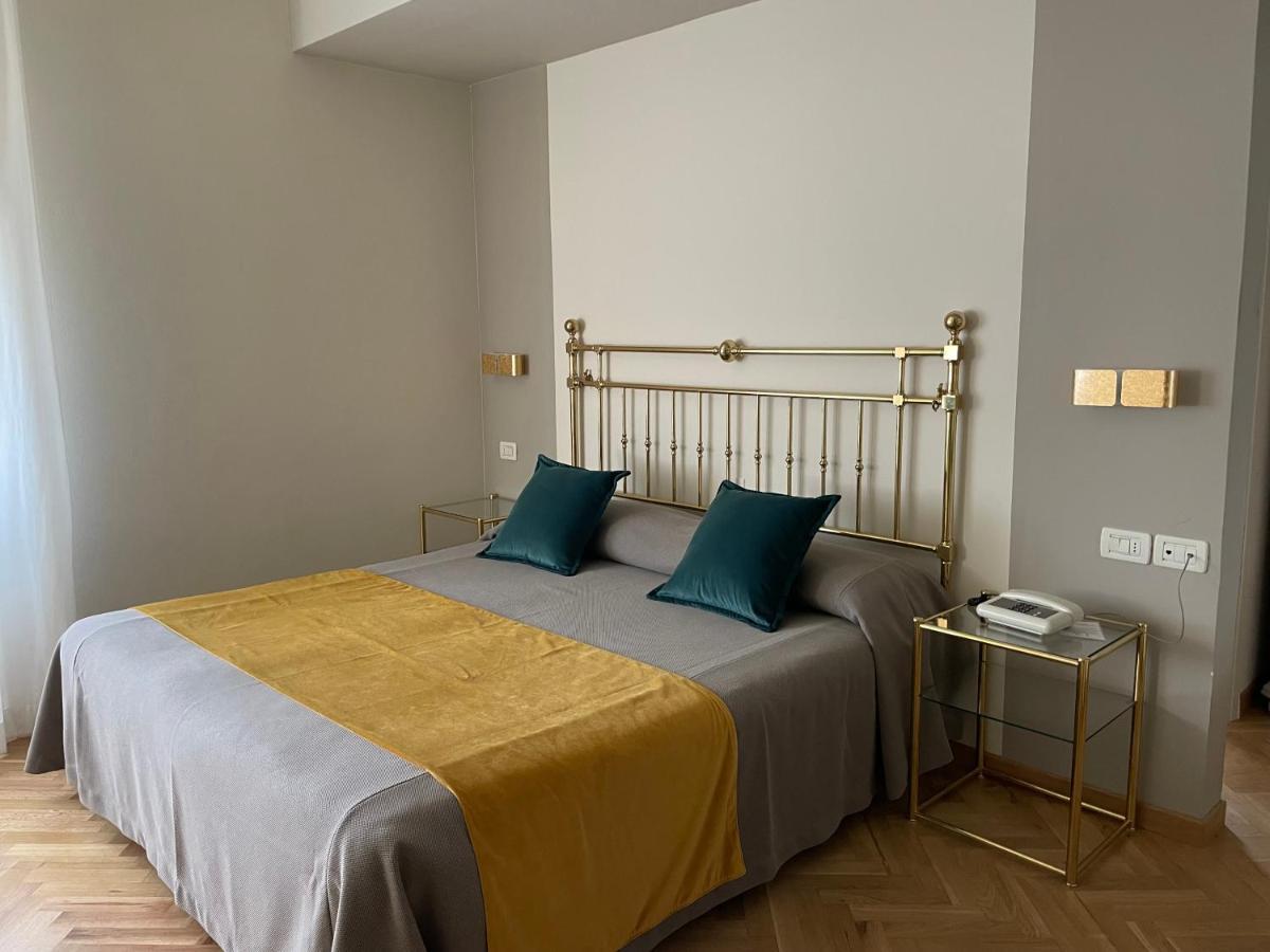Hotel Bellevue Gardone Riviera Εξωτερικό φωτογραφία