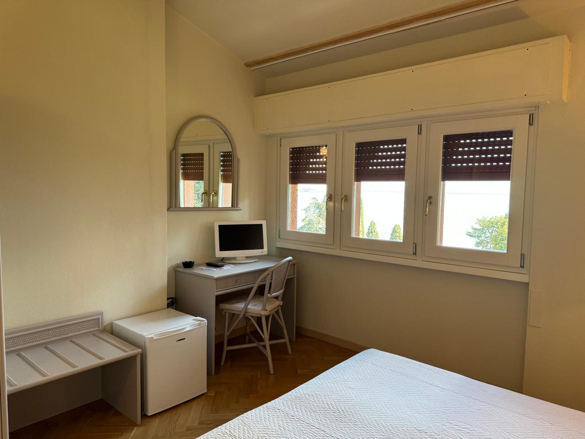 Hotel Bellevue Gardone Riviera Εξωτερικό φωτογραφία
