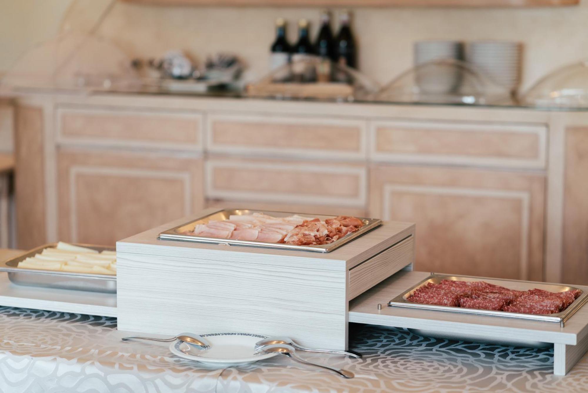 Hotel Bellevue Gardone Riviera Εξωτερικό φωτογραφία