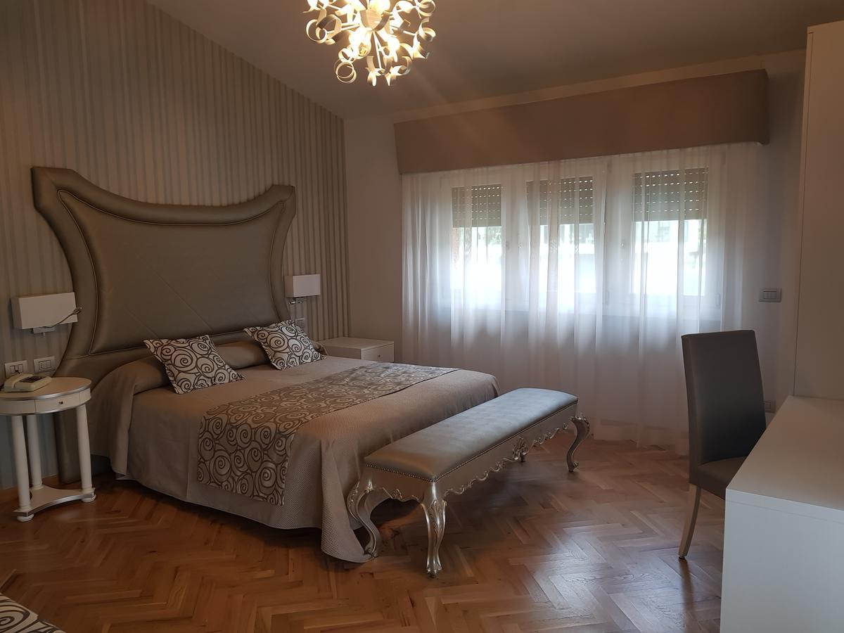 Hotel Bellevue Gardone Riviera Εξωτερικό φωτογραφία